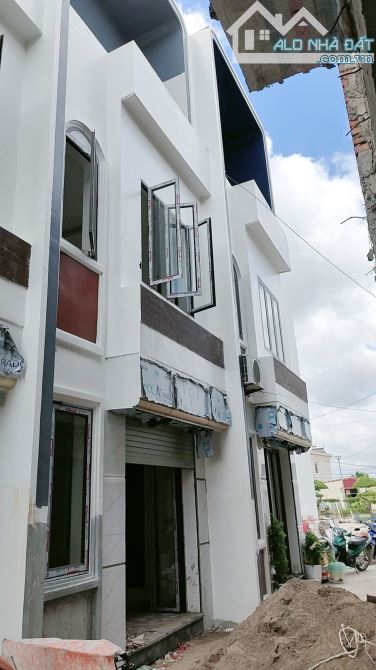 NHÀ 3 TẦNG MỚI XÂY GẦN KHU CÔNG NGHIỆP ĐỒ SƠN chỉ 1.9 tỷ - 3