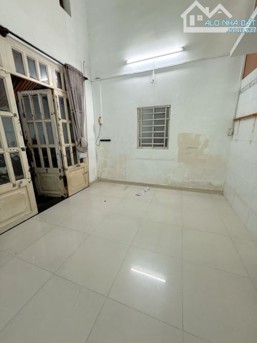 NHÀ Đinh Tiên Hoàng - Bình Thạnh - 2 Tầng - PN,WC - DT 37m2 - Hơn 4 tỷ - 3