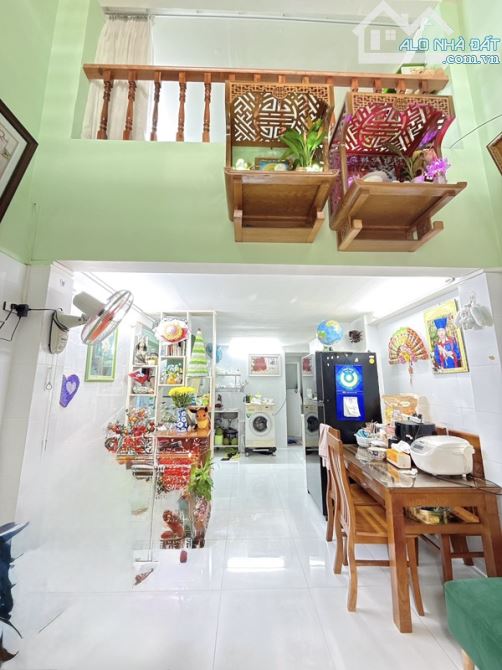 NHÀ ĐẸP, VỢ CHỒNG SON, CON NHỎ AN TÂM BV NHI ĐỒNG 1. HƠN 4 TỶ, 3 TẦNG, HẺM 3M. - 3