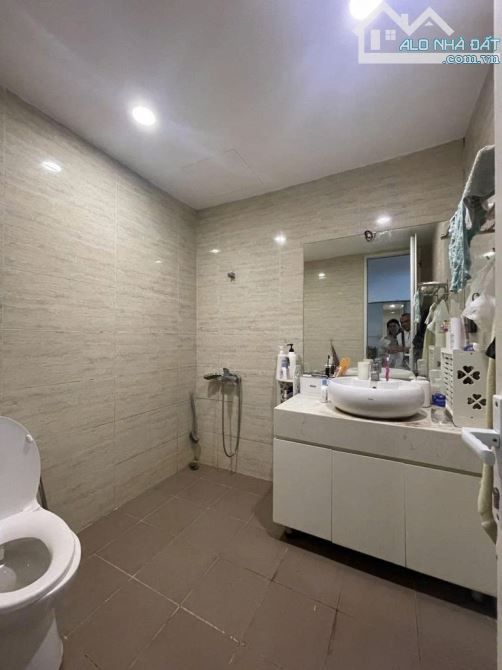 BÁN CĂN HỘ CAO CẤP PHỐ CHÍNH KINH, 3 NGỦ, FULL NỘI THẤT, DƯỚI 70TR/M2 - 3