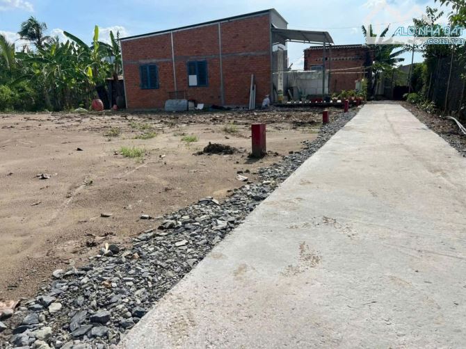 Hàng rẻ tranh thủ khách ơi 101m2 đất thổ cư đường bê tông 2m giá chỉ 550tr - 3