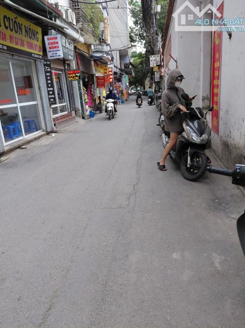 NHÀ ĐỒNGME, MỄ TRÌ-NAM TỪ LIÊM-ÔTÔ TRÁNH, TẦNG 1,KINH DOANH, 39M,TẦNG 6,GIÁ 11.××TỶ - 3