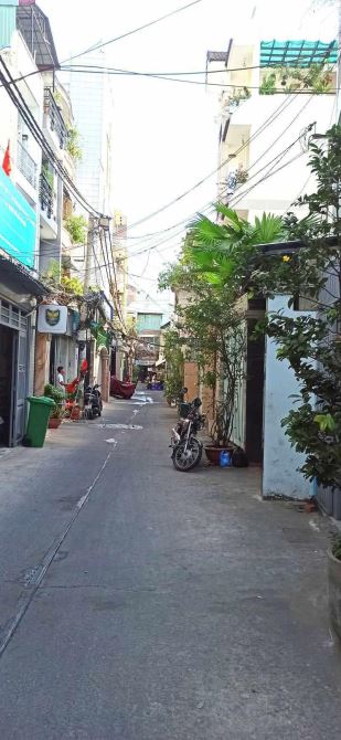 Chỉ 4 tỷ hơn có nhà mới 4 tầng lô góc Lê Văn Sỹ, Trần Quang Diệu Q.3, sát hẻm xe hơi. - 3