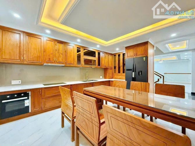 Bán Nhà Phố 5 Tầng, Ngang 5m Nguyễn Văn Khối, 63m2 Tặng NT Gần CV Nhỉnh 10 Tỷ TL. - 3