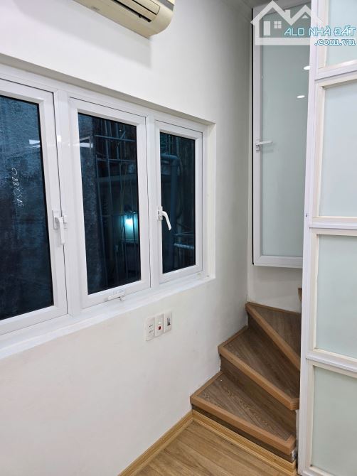 Bán nhà 4 tầng, có sổ đỏ 15m, 2tỷ8, chợ Khâm Thiên - 3