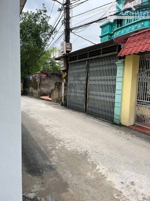 RẺ NHẤT BẮC NINH. NHÀ 2 TẦNG KHU BÒ SƠN ĐƯỜNG Ô TÔ TRÁNH NHAU VỊ TRÍ TT/ GIÁ CHỈ 4,5TY - 3