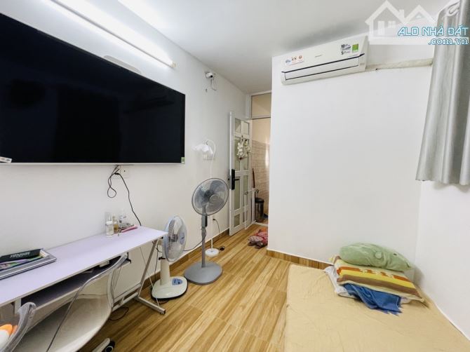 Gấp bán nhà Lê Văn Sỹ Quận 3, 4*10, 4 tầng, chỉ 5.5 tỷ - 3