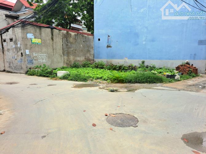 BÁN LÔ GÓC 2 THOÁNG– QUANG MINH–MÊ LINH- 60M²– MẶT TIỀN 8M – 2 Ô TÔ TRÁNH – CHỈ HƠN 3 TỶ - 3