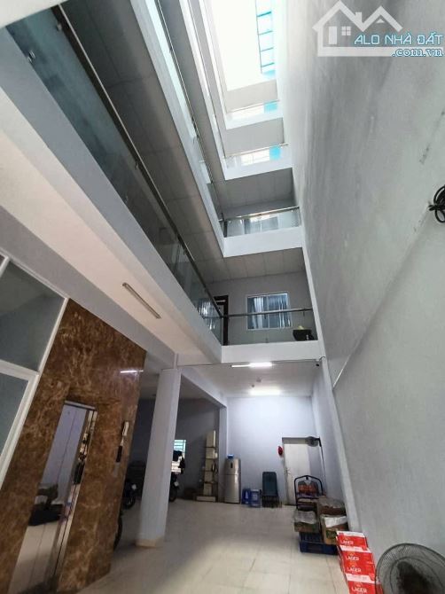 CHO THUÊ TOÀ NHÀ THANG MÁY MẶT TIỀN NGUYỄN VĂN CỪ ND - 3