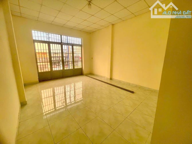NHÀ LÔ GÓC 2 MẶT TIỀN VÍP 4,5X20M 2 TẦNG ĐẶNG THÚC VỊNH HÓC MÔN SHR - 4
