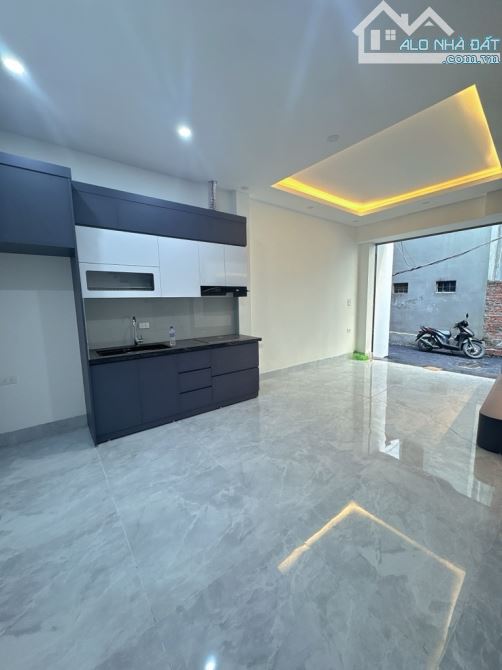 BÁN NHÀ NGỌC LÂM – 38M² × 5 TẦNG – FULL NỘI THẤT TẦNG 1+2 – TRUNG TÂM – GIÁ 7.55 TỶ - 4