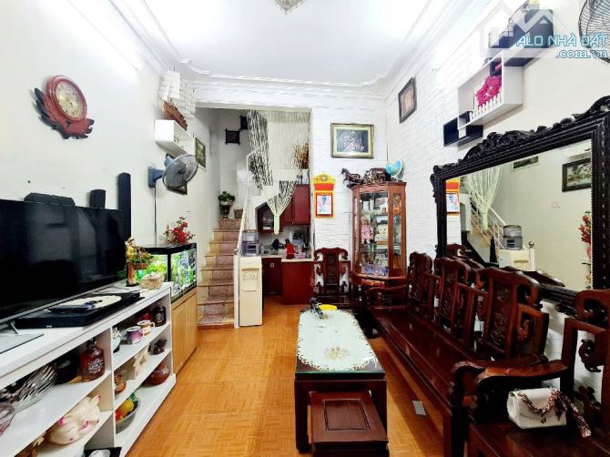 Bán nhà Đặng Văn Ngữ ngõ ba gác thông dân xây lô góc 2 thoáng gần ô tô 23m giá 6.15 tỷ . - 4