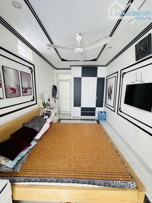 ĐÔNG QUAN 17,7 TỶ - TT CẦU GIẤY- NGÕ THÔNG-Ô TÔ TRÁNH-Ở KẾT HỢP KINH DOANH-PHÂN LÔ QUÂN ĐỘ - 4