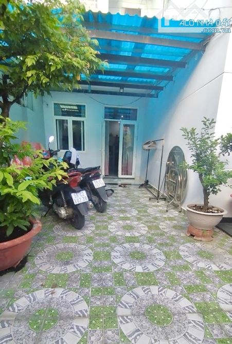 Nhà 3 Tầng - 9x14 - Cạnh Trung Tâm Quận 7 - Nhỉnh 5 Tỷ - 4