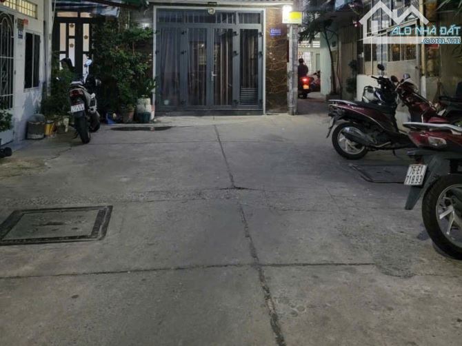 Nhà 2 tầng sàn 52m2, Vuông – Lê Đức Thọ QV - 4