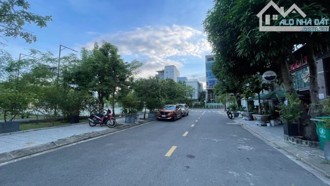 🏡 BÁN NHÀ 3 TẦNG CẠNH LÔ GÓC ĐỐI DIỆN CÔNG VIÊN – KHUÊ MỸ ĐÔNG – NGŨ HÀNH SƠN 🌴 Chỉ cách - 4