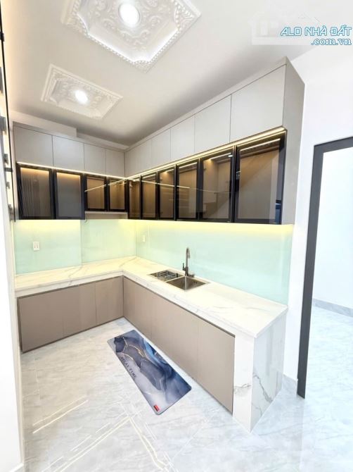 Nhà Phố 2 Tầng - 100m2 SD - Cạnh Trung Tâm Quận 7 - Nhỉnh 4 Tỷ - 4