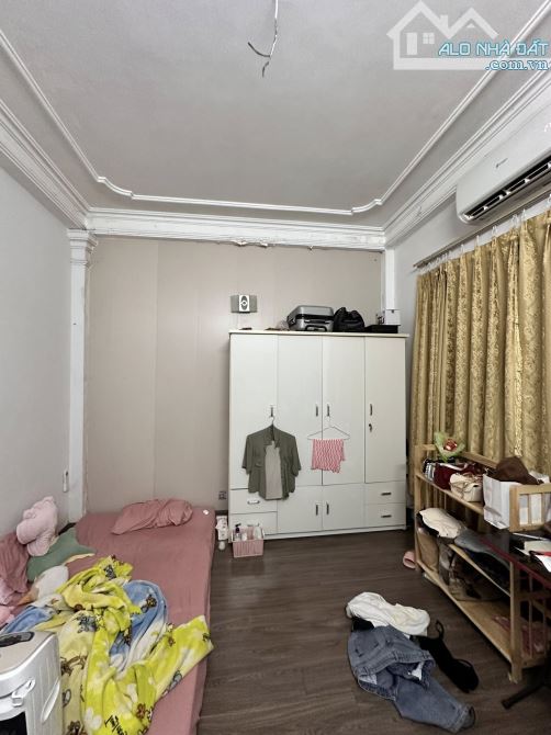 PHI LONG THẦN TỐC: Nguyễn Chí Thanh 41m2, dân xây, KD vip, ô tô tránh,  2 thoáng, gần phố - 4
