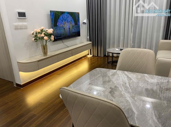 Siêu rẻ-Cc 1N+1 -Cao cấp tại Masteri Vinhome Smart city - Chỉ 4 tỷ - 4
