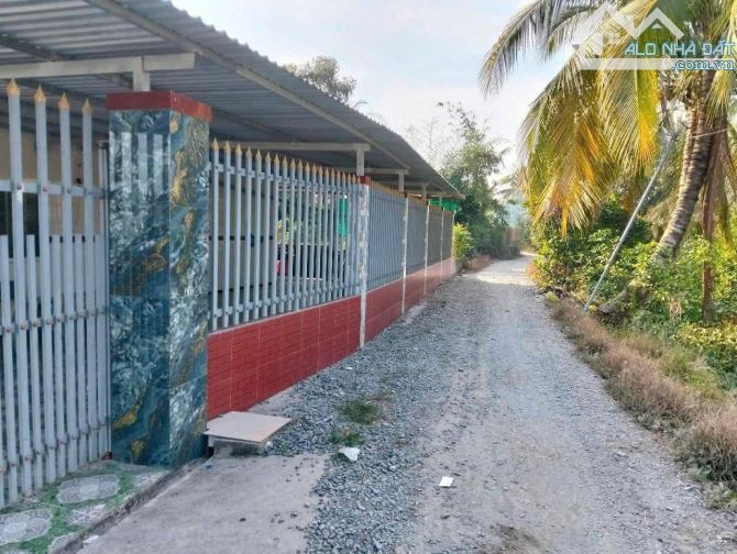 Bán đất + Nhà vuờn 1200m2 view kênh mỹ an_Thủ Thừa giá 2 tỷ đường ôtô bự giá ngộp - 4