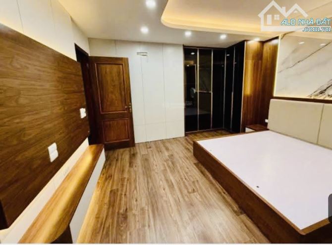 TÂN MAI - HOÀNG MAI  - 7 TẦNG THANG MÁY, 2 MẶT NGÕ THÔNG KINH DOANH, 2 Ô TÔ TRÁNH, GARA Ô - 4