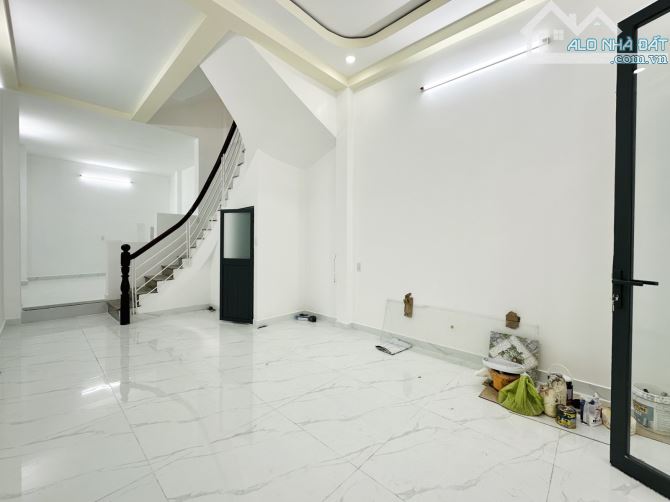 Bán nhà mới Bình Thạnh - Hẻm ô tô 7 chỗ - 3 tầng - nhà mới - 4
