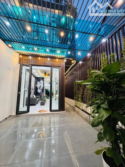 CĂN GÓC 3 TẦNG FULL NỘI THẤT - 68m2 HẺM XE TẢI THÔNG - 7.4 TỶ - 4