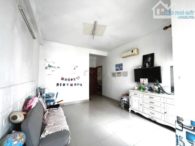 SÁT HXH HUỲNH VĂN BÁNH - 80M - 4 TẦNG 6PN - NGANG 5M - CHÍNH CHỦ - 4