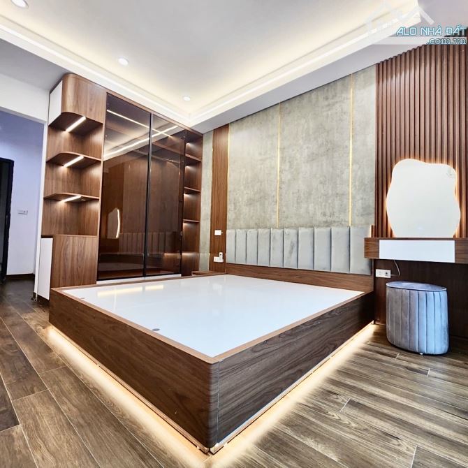 Chỉ 7.75 tỷ sở hữu căn nhà 7 tầng thang máy lô góc tại Kim Giang Phường Thanh Liệt - 4