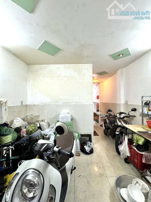 NHÀ HIẾM , TRẦN PHÚ QUẬN 5, CẠNH KHU ĐẠI THẾ GIỚI, GIÁ 7,9 TỶ - 4