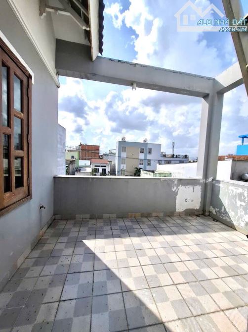 🔥🏠 NHÀ ĐẸP 3 TẦNG CÓ SÂN THƯỢNG NHƯ BIỆT THỰ MINI, GIÁP NGUYỄN ẢNH THỦ QUẬN 12 - 4