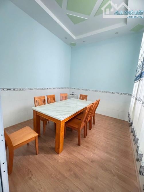 BÁN NHÀ MỸ HÒA 3 - TÂN XUÂN HÓC MÔN - 2 TẦNG 124M2 ( 8M X 15M) - ĐƯỜNG 5M - 5.15 TỶ. - 4