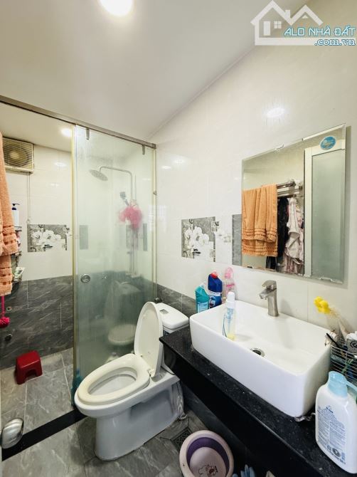 Bán nhà mặt tiền khu Bắc Hải - 98m2 - nở hậu - vị trí vàng - 1 đời chủ - 4