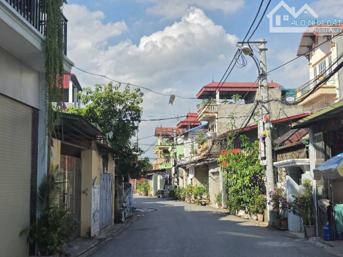 Kiên Thành- Trâu Quỳ 57m_MT 4,8m*ĐẤT SIÊU ĐẸP THÔNG SỐ VÀNG-ĐƯỜNG Ô TÔ - 4