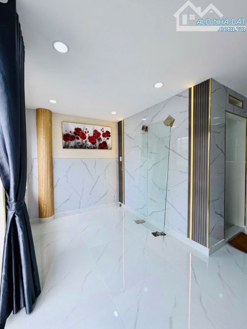 Nhà đường Phạm Văn Chiêu Quận Gò Vấp 3 tầng 3 phòng hẻm xe hơi thông kinh doanh sầm uất - 4