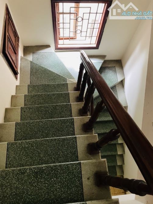 Bán nhà nhỉnh vị trí đắc địa nhỉnh 18 tỉ ,60m2  Ngay phố Hoàng Cung, ô tô tránh - 4