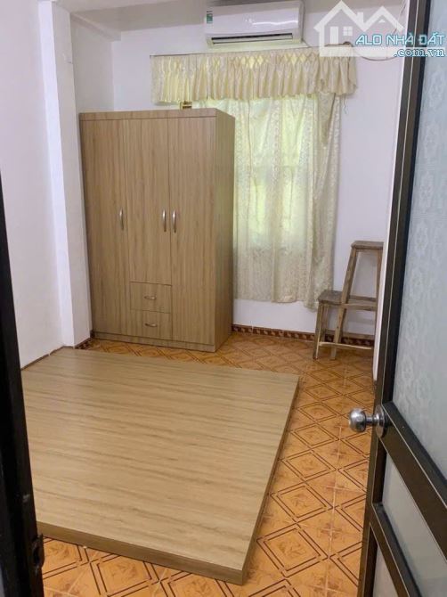Cho thuê nhà riêng Ngõ 2 Vũ Thạnh , Cát Linh , Đống Đa , DT 22m2 x 4 tầng ,2PN giá 7tr - 4