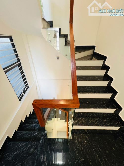 💥 CẦN BÁN NHÀ LẠC LONG QUÂN – 71M² – 5 TẦNG – MT 6M – 11.5 TỶ 💥  Lạc Long Quân | 71m² x - 5