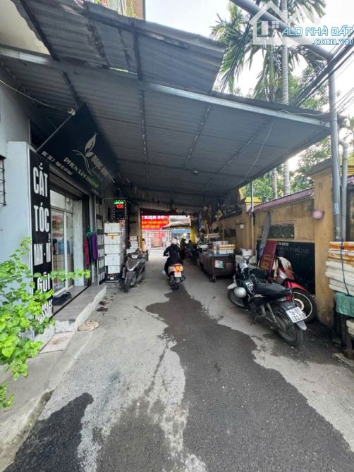 BÁN NHÀ CỔ NHUẾ - DÂN XÂY - Ô TÔ ĐỖ CỬA - DT: 25M2, 4 TẦNG, MT 3.9M - GIÁ 6.9 TỶ - 5