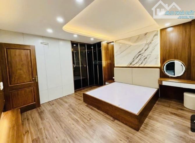 TÂN MAI - HOÀNG MAI  - 7 TẦNG THANG MÁY, 2 MẶT NGÕ THÔNG KINH DOANH, 2 Ô TÔ TRÁNH, GARA Ô - 5