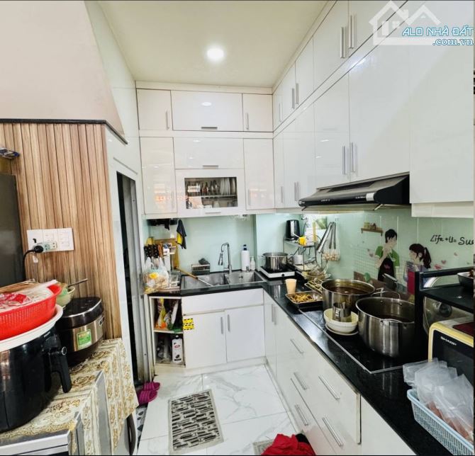 CHÚ NGHĨA ĐẬU VISA ĐỊNH CƯ BÁN NHÀ PHAN KẾ BÍNH, QUẬN 1. GIÁ 5Tỷ880/65M2(5,2MX12,5M). SHR - 5