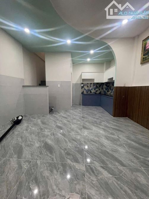 Bán nhà 1/ phạm văn chiêu p9 Dat:4,5x6 1 lầu 2pn 3wc, giá 3,7 tyt Tl - 5