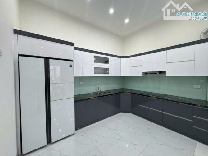 Bác tôi cần bán nhà Tây Mỗ, cách Trường cấp 3 Đại Mỗ 200m căn 35mx5T chỉ 5.2 tỷ - 5