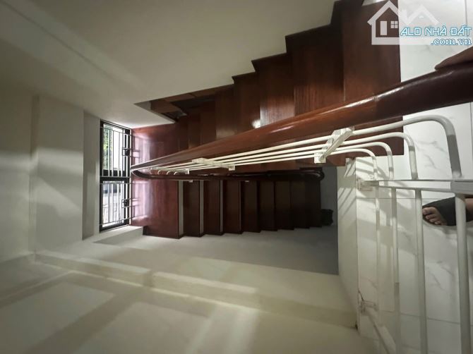 BÁN LIỀN KỀ THANH LIỆT SÁT VĐ3 - SỔ ĐỎ 48m2 7 TẦNG THANG MÁY OTO TRÁNH VỈA HÈ 17.95 tỷ - 5