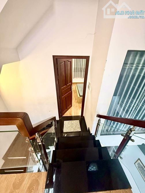 Bán nhà Tân Kỳ Tân Quý, 5x20m, 3 tầng, 6PN/7WC, HXH thông. - 5