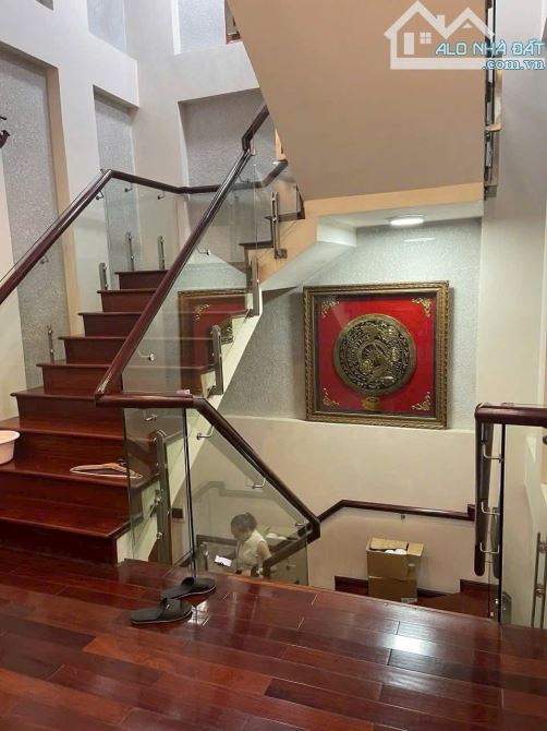 Bán căn nhà MP khu Đông Ngô Quyền, ph Lê Thanh Nghị, TP HP mới, 158m2, mt 9m, vị trí vip - 5