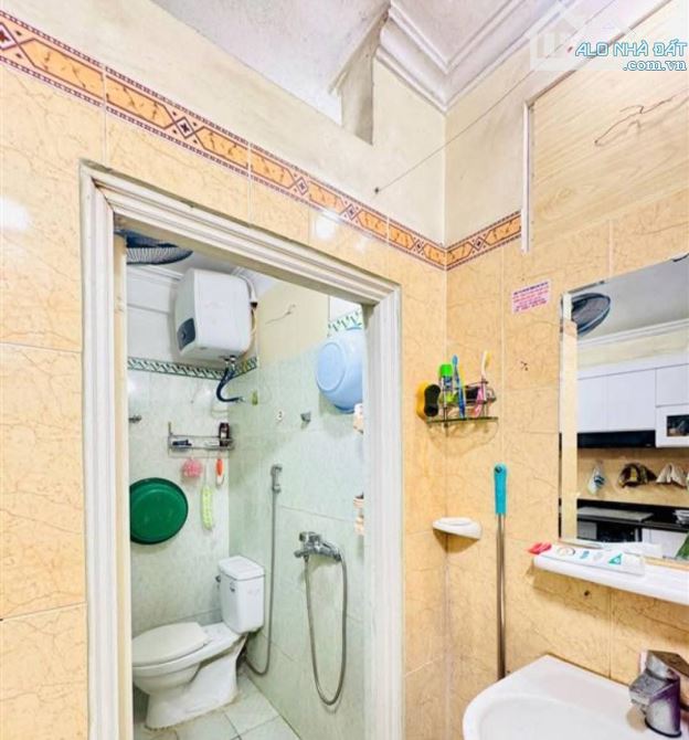 Bán nhà 3,5 tầng ngõTon Đức Thắng rộng 5m giá 4,2 tỷ - 6