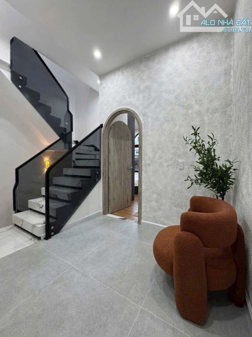 NHÀ MỚI 3 TẦNG KIỆT GẦN 4M CÙ CHÍNH LAN FULNT - 6