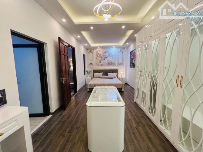 NHÀ PHỐ VŨ TRỌNG PHỤNG - THANH XUÂN - 40Mx6TẪNGMT5.5M - Ô TÔ ĐỖ - KINH DOANH ĐỈNH-GIÁ 13TY - 6