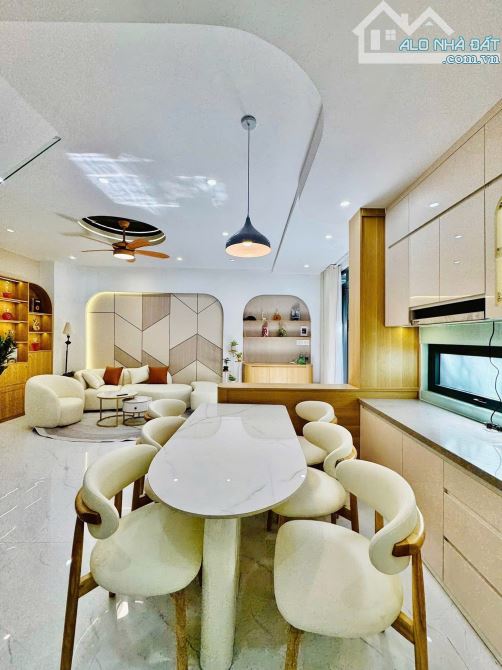 90m2, BÁN BIỆT THỰ 2 TẦNG, 120/ THÍCH QUẢNG ĐỨC, P5 PHÚ NHUẬN, 7 TỶ NHỈNH - 6